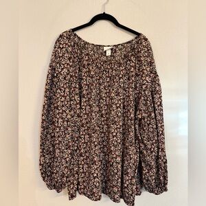 Ava & Viv Black Floral Blouse